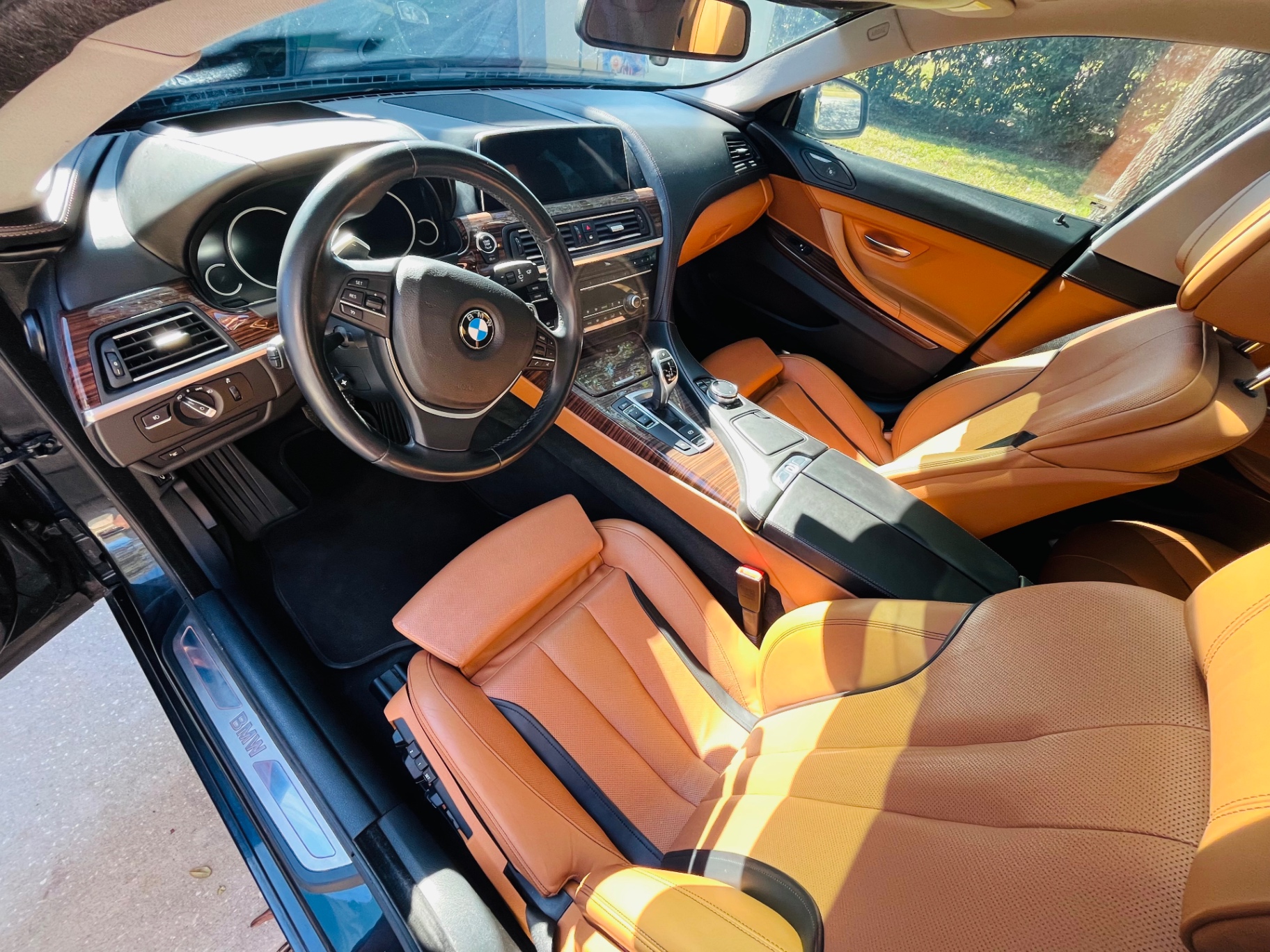 BMW 6-Series cabin
